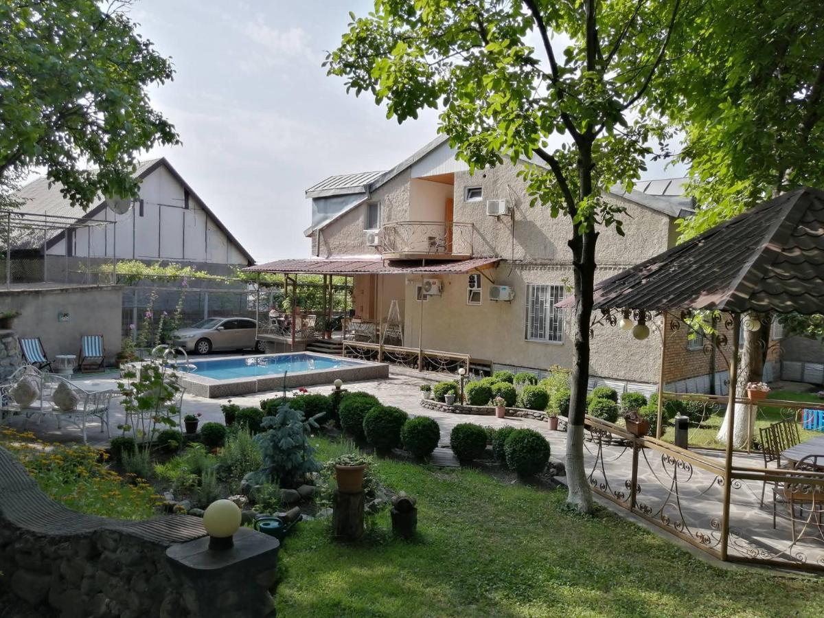 Family Hotel Lago & Wine Cellar Lagodekhi Exterior photo