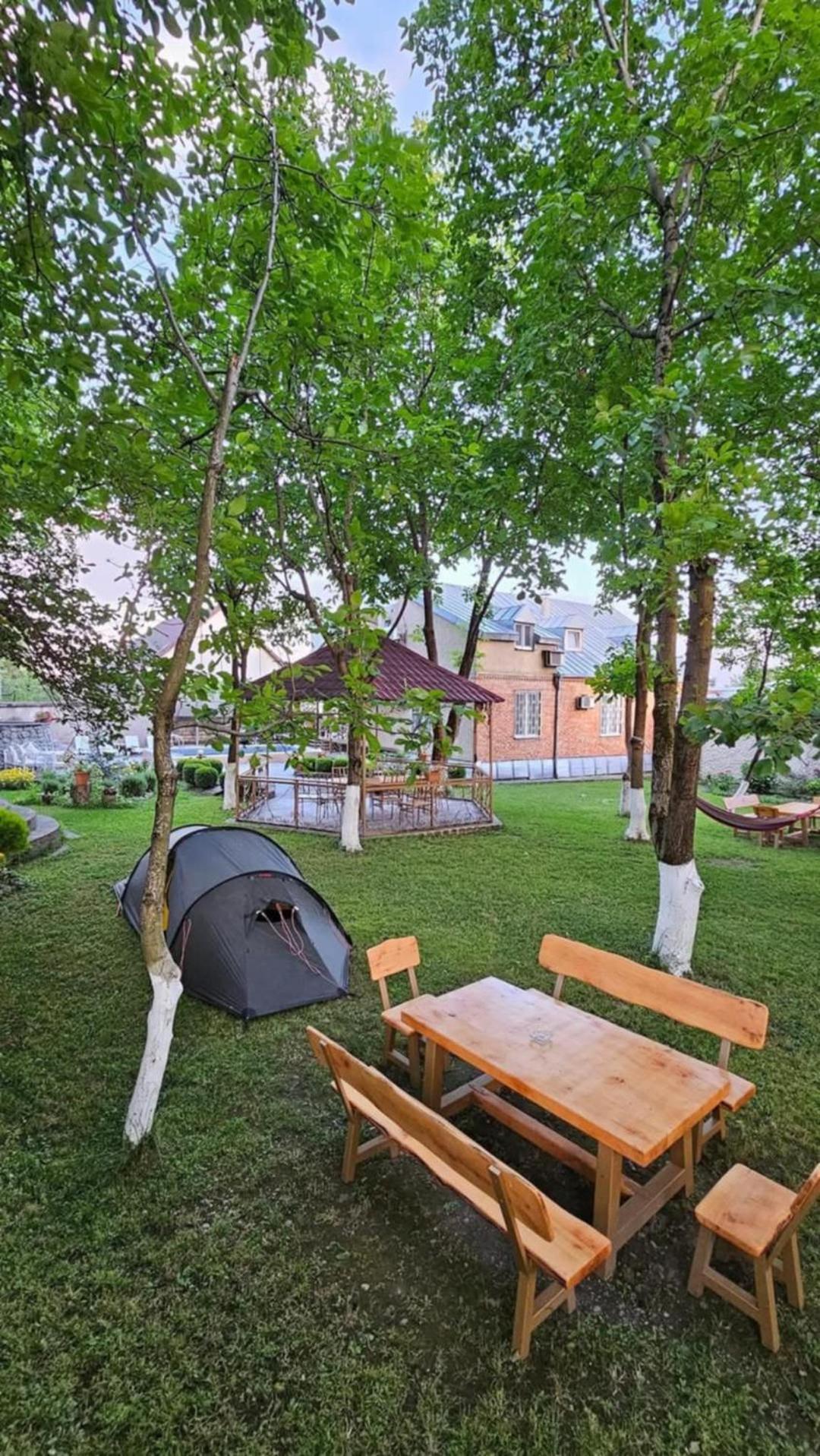 Family Hotel Lago & Wine Cellar Lagodekhi Exterior photo
